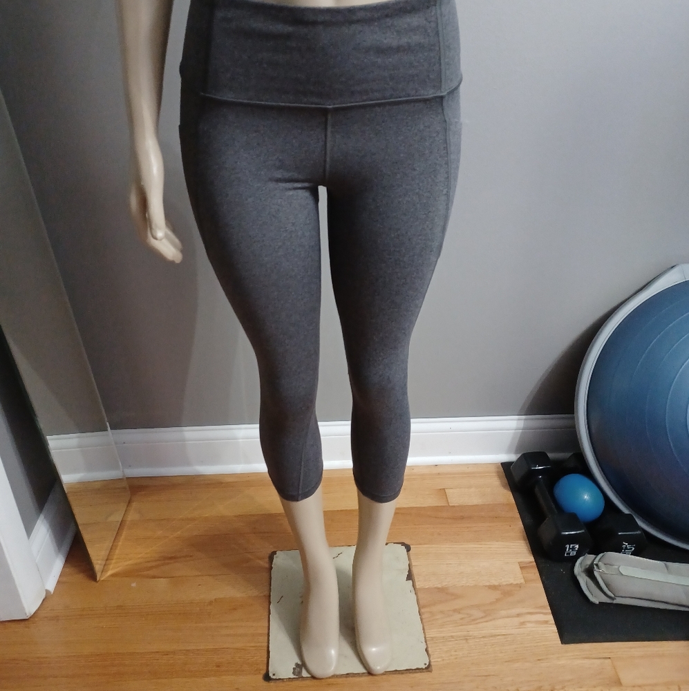Athleta Capri Heather Gray